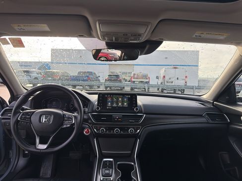 Used 2022 Honda Accord Touring image 28