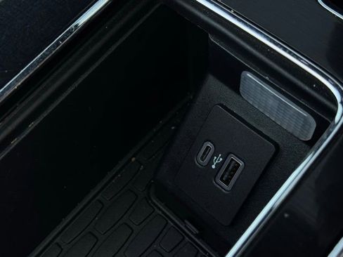 Used 2023 Lincoln Aviator Reserve w/ Equipment Group 201A image 33