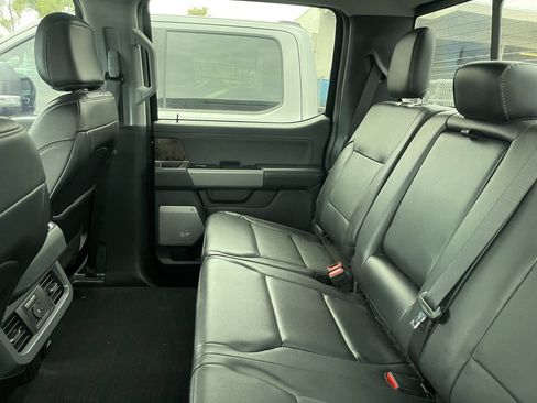 Used 2024 Ford F350 Lariat w/ Black Appearance Package AWD/4WD image 9