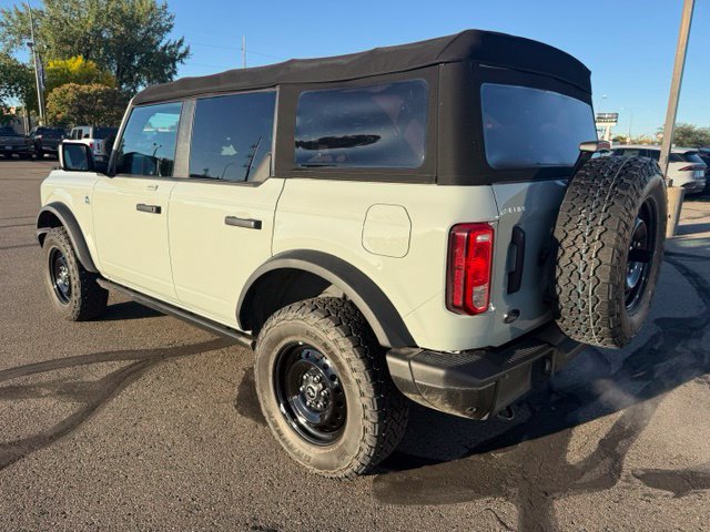 Used 2023 Ford Bronco Black Diamond AWD/4WD image 8