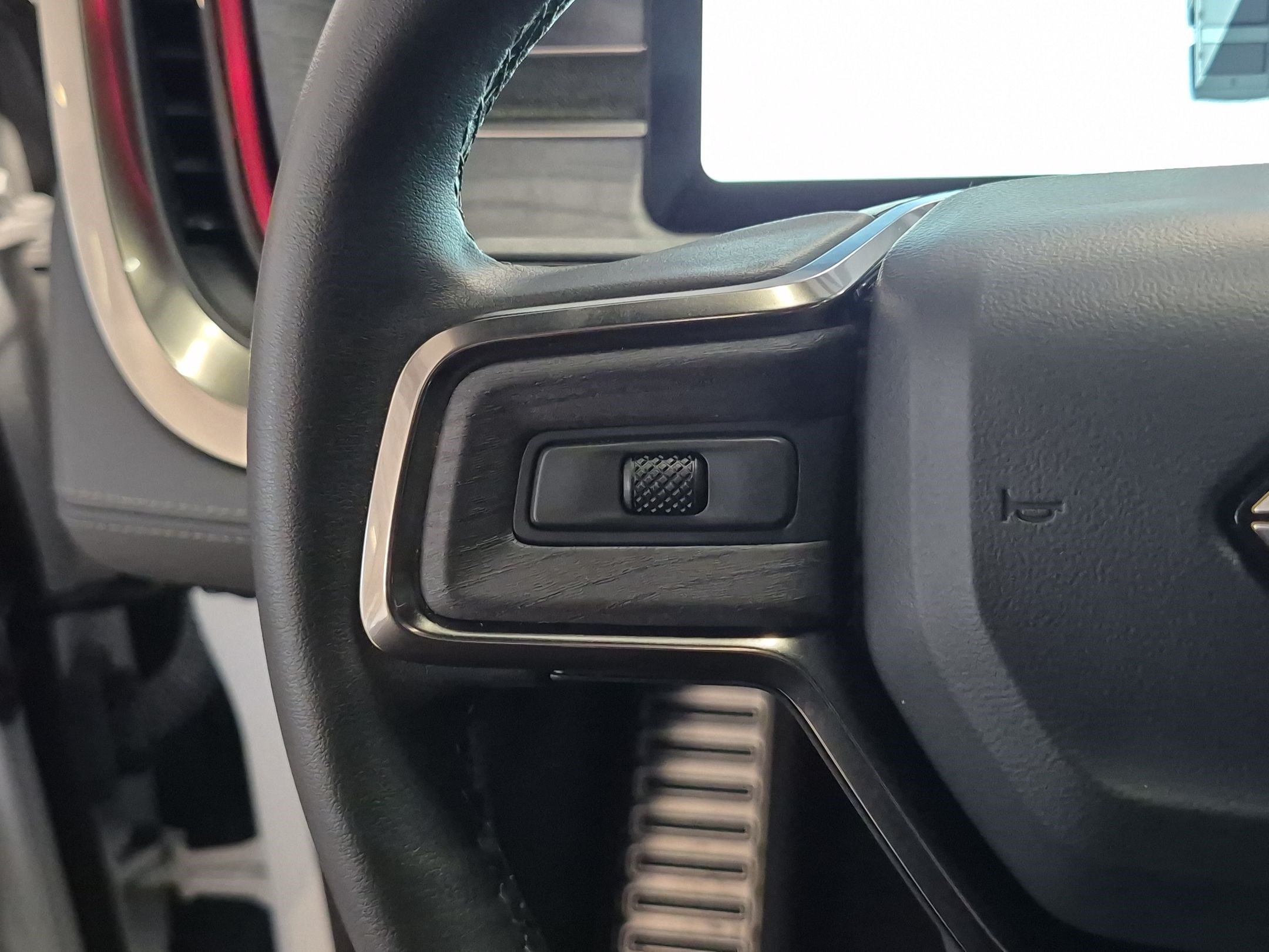 Used 2024 Rivian R1S Adventure Quad AWD/4WD image 18