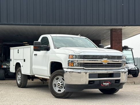 Used 2018 Chevrolet Silverado 2500 W/T w/ WT Convenience Package RWD image 1