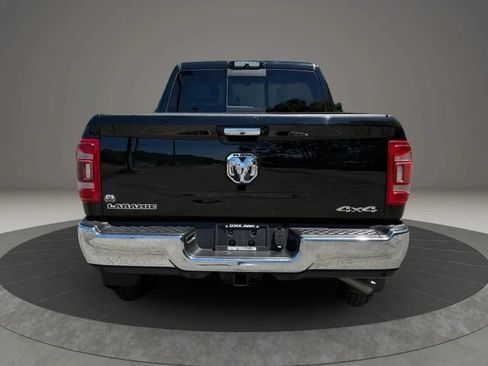 Used 2020 RAM 2500 Laramie AWD/4WD image 4