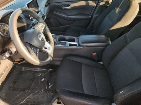 Used 2024 Nissan Sentra SV image 14