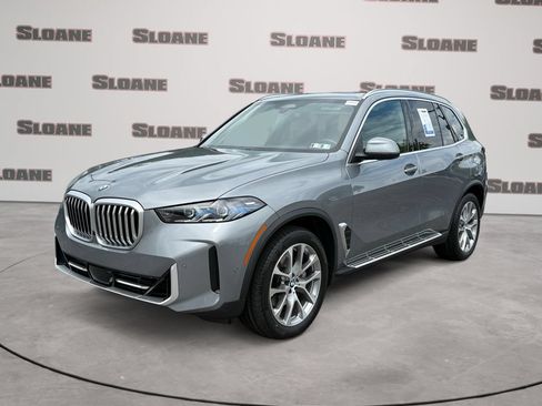 Used 2024 BMW X5 xDrive40i w/ Premium Package AWD/4WD image 1