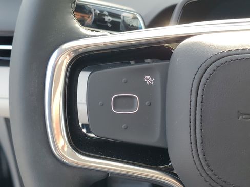 New 2026 Lincoln Nautilus Reserve w/ Jet Appearance Package image 17