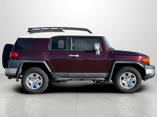 Used 2007 Toyota FJ Cruiser 4WD video 3