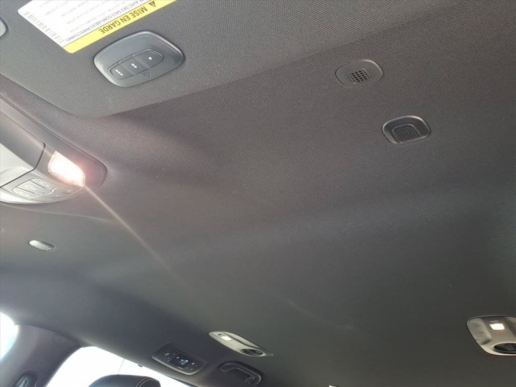 New 2027 Chrysler Pacifica Select FWD image 22