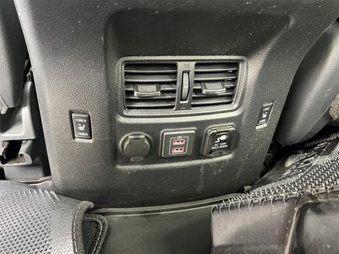 Certified 2024 Nissan Titan PRO-4X w/ Pro-4x Convenience Package image 31