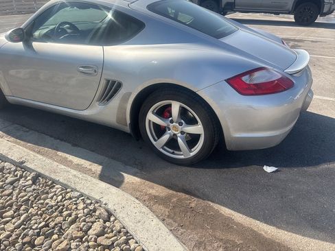 Used 2006 Porsche Cayman S image 4