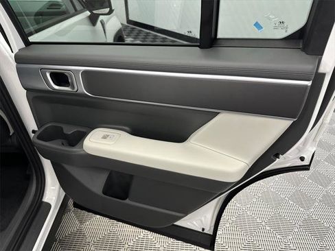 New 2026 Hyundai Santa Fe SE image 16