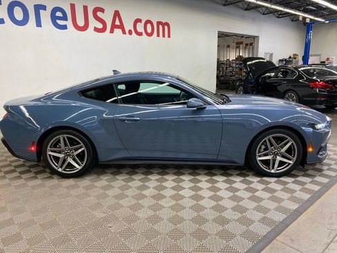 Used 2024 Ford Mustang Coupe RWD image 7