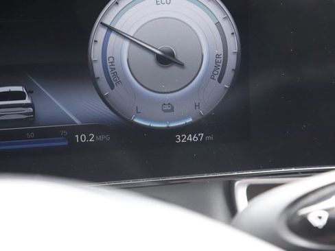 Used 2023 Hyundai Elantra Limited w/ Cargo Package image 31