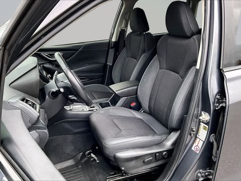 Used 2020 Subaru Forester Premium w/ Popular Package #1 AWD/4WD image 11