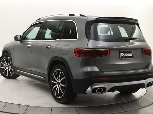 New 2025 Mercedes-Benz GLB 35 AMG 4MATIC image 2