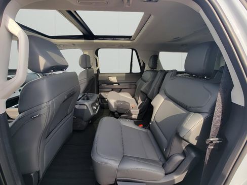 New 2026 Ford Expedition Max Active image 27