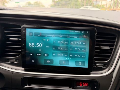 Used 2015 Kia Optima LX FWD image 25