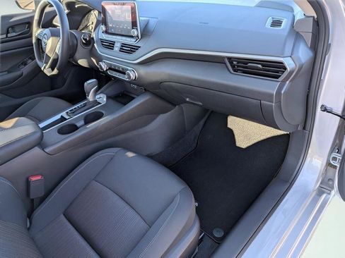 Certified 2025 Nissan Altima 2.5 S FWD image 26