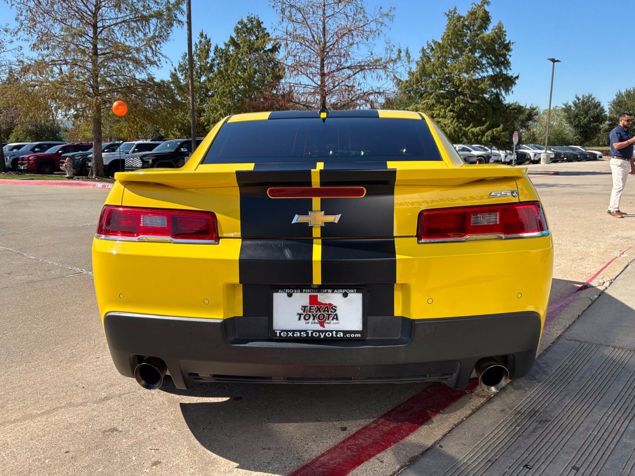 Used 2015 Chevrolet Camaro SS RWD image 7