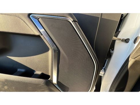 Certified 2025 Chevrolet Silverado 2500 LT w/ Convenience Package image 26