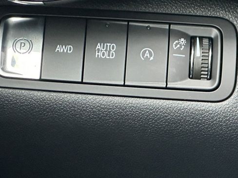 New 2026 Chevrolet Equinox LT w/ Convenience Package II image 19