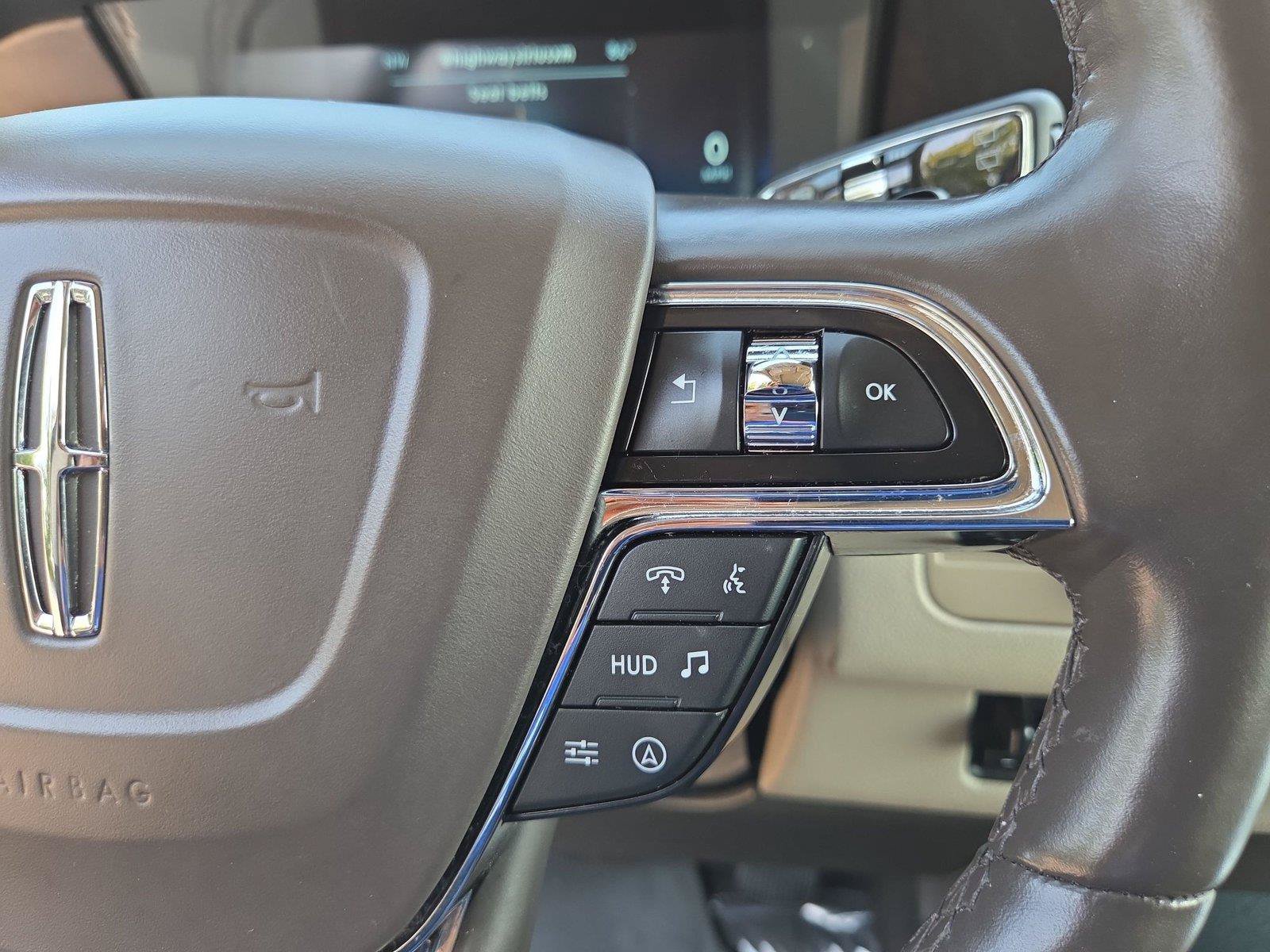 Used 2022 Lincoln Navigator L Reserve AWD/4WD image 12