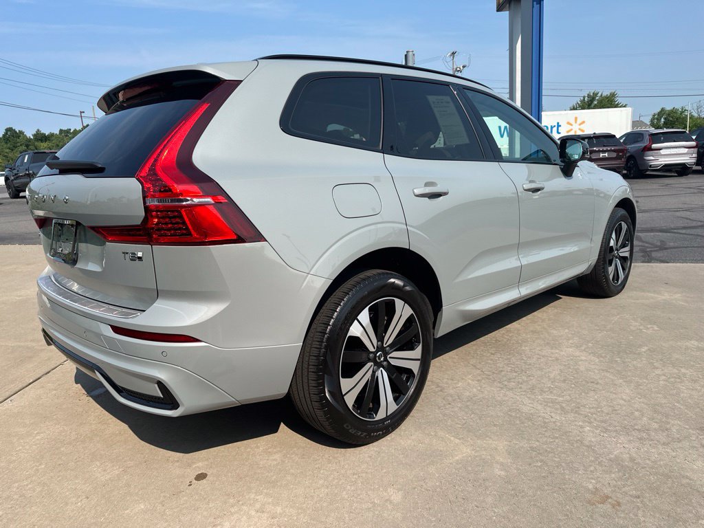 Certified 2025 Volvo XC60 T8 Core w/ Protection Package Premier AWD/4WD image 5