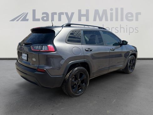 Used 2020 Jeep Cherokee Latitude Plus FWD image 5