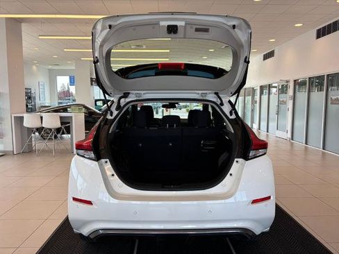 Certified 2024 Nissan Leaf SV Plus FWD image 10