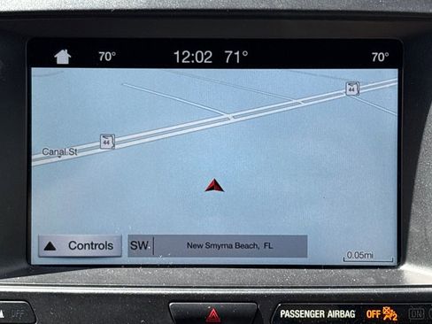 Used 2017 Ford Explorer XLT w/ Equipment Group 202A image 24