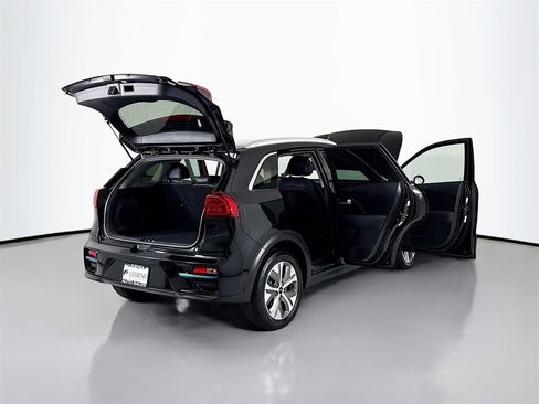 Used 2022 Kia Niro EX Premium w/ Cold Weather Package image 24
