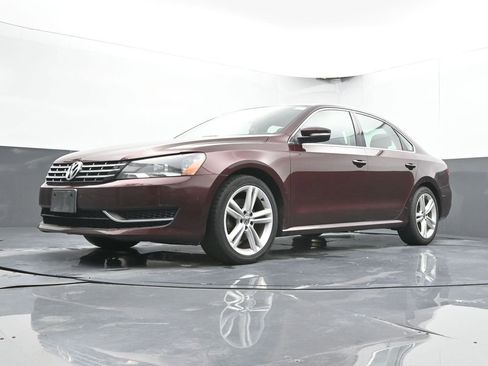 Used 2014 Volkswagen Passat TDI SE FWD image 37