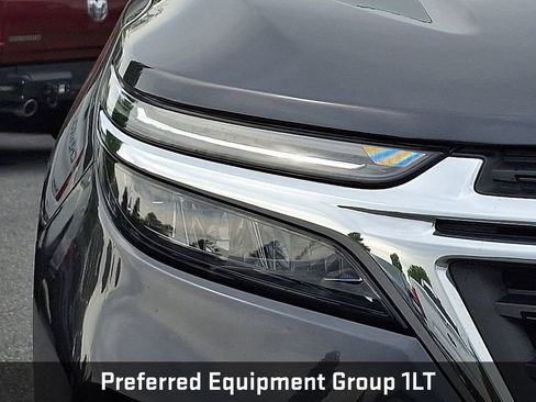Used 2022 Chevrolet Equinox LT AWD/4WD image 11
