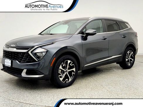 Used 2023 Kia Sportage EX AWD/4WD image 1