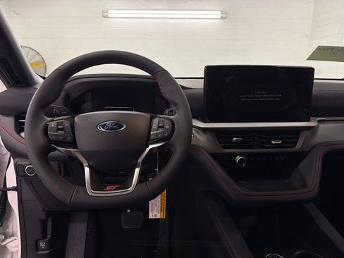New 2026 Ford Explorer ST image 8