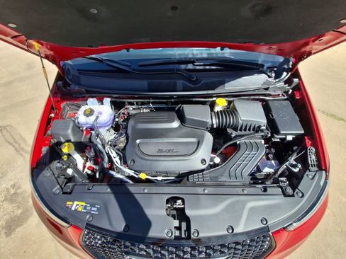 New 2025 Chrysler Pacifica Limited w/ Trailer Tow Group image 50