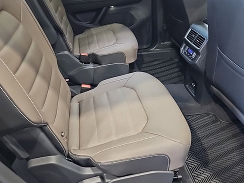 New 2026 Volkswagen Atlas SEL image 17