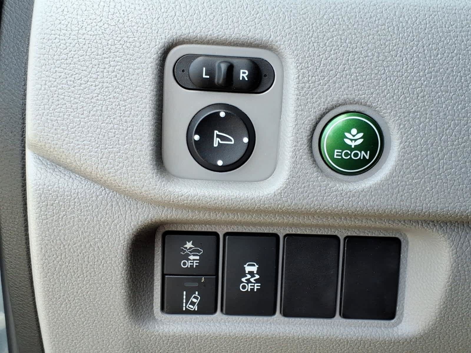 Used 2021 Honda Pilot EX image 40