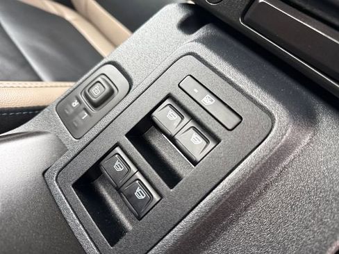 Used 2023 Ford Bronco Wildtrak AWD/4WD image 11