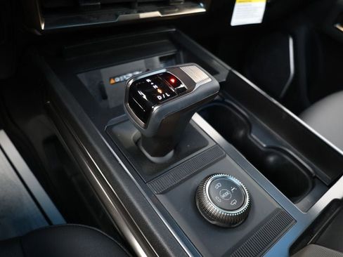 Used 2024 GMC Hummer EV 3X image 12