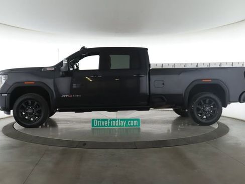 Used 2026 GMC Sierra 2500 AT4 w/ Technology Package AWD/4WD image 9