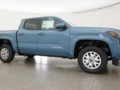 New 2026 Toyota Tacoma SR5 AWD/4WD image 15