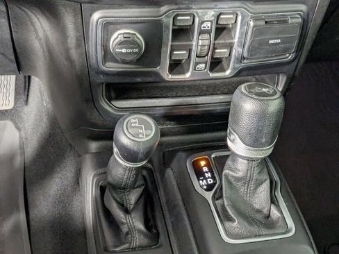 Used 2020 Jeep Wrangler Unlimited Sport AWD/4WD image 21