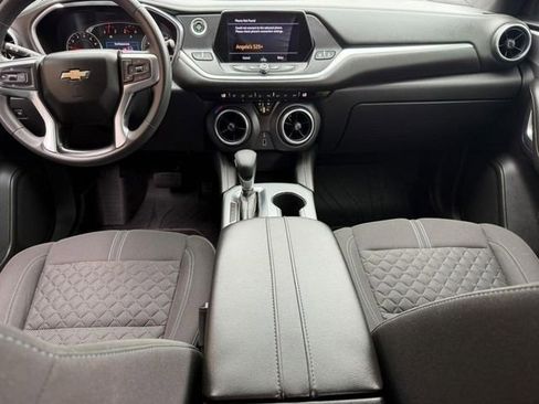 Used 2021 Chevrolet Blazer LT FWD image 11