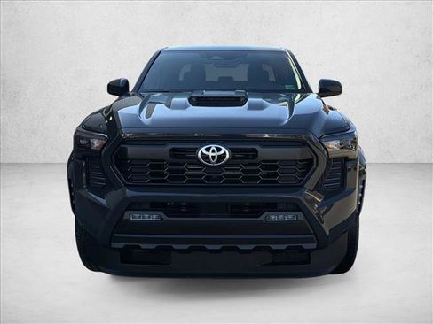 Certified 2025 Toyota Tacoma TRD Sport AWD/4WD image 2