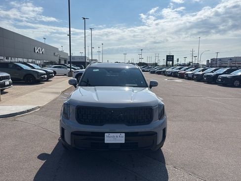 Used 2024 Kia Telluride EX X-Line AWD/4WD image 2