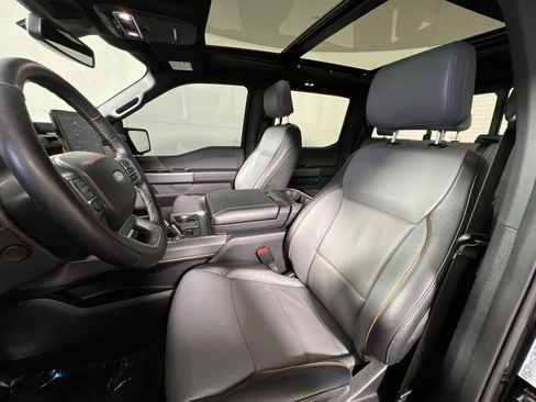 Used 2024 Ford F150 Lightning Lariat image 13