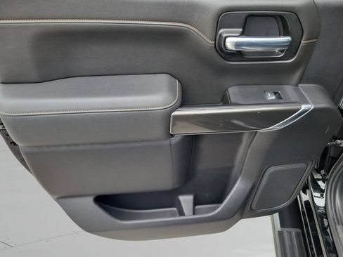 Used 2022 GMC Sierra 1500 AT4 AWD/4WD image 14