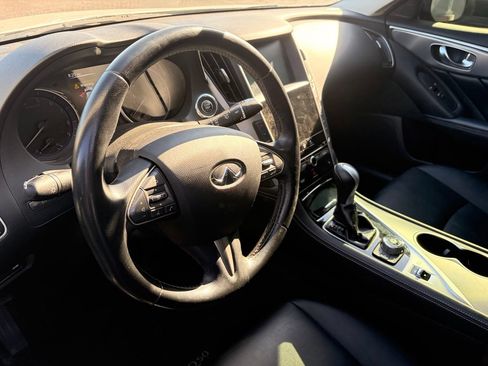 Used 2015 INFINITI Q50 Premium w/ Navigation Package RWD image 9