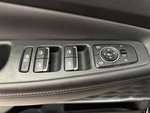 Used 2023 Hyundai Santa Fe SEL Premium image 12